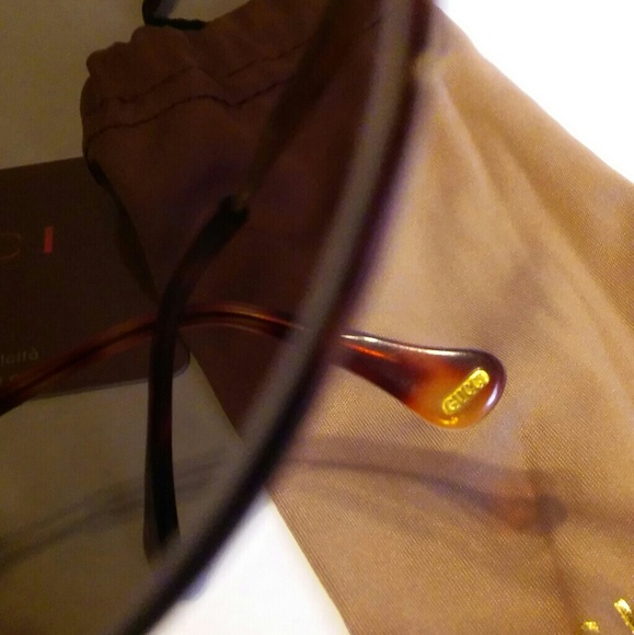 Mens GOLD GUCCI HORSEBIT VINTAGE SUNGLASSES💯% - Picture 3 of 4